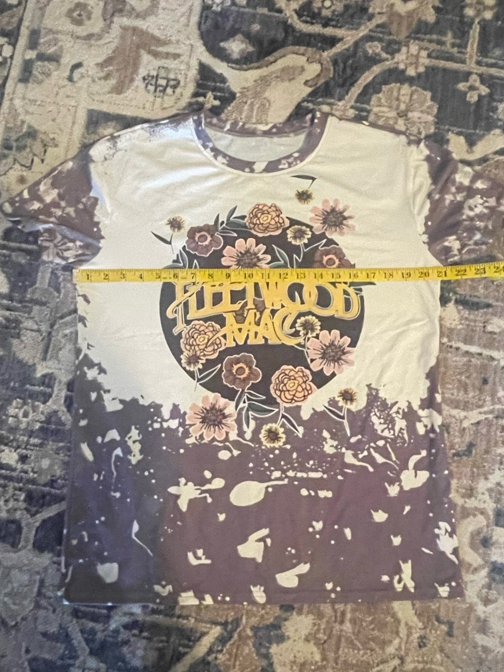 ✨NWOT✨ Fleetwood Mac Graphic T-shirt - Picture 10 of 12